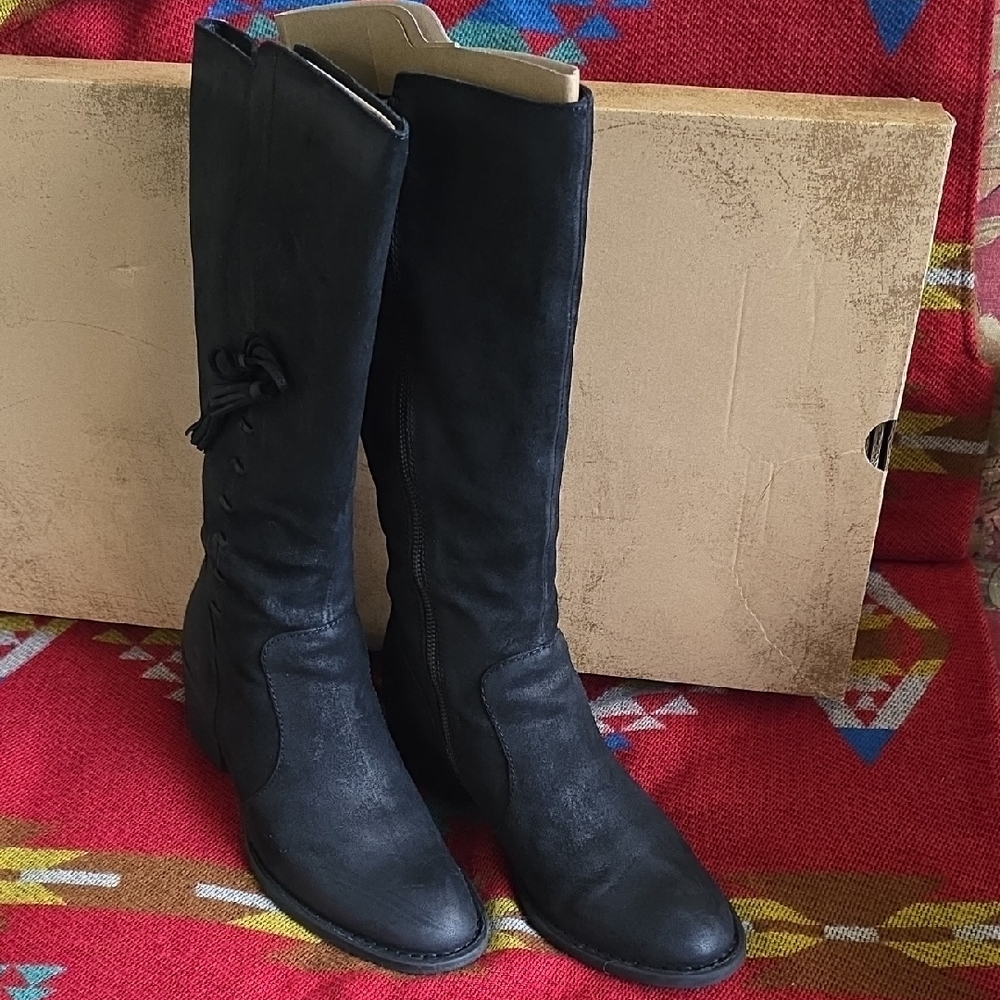 BORN Black‎ Knee-High Women's Boots